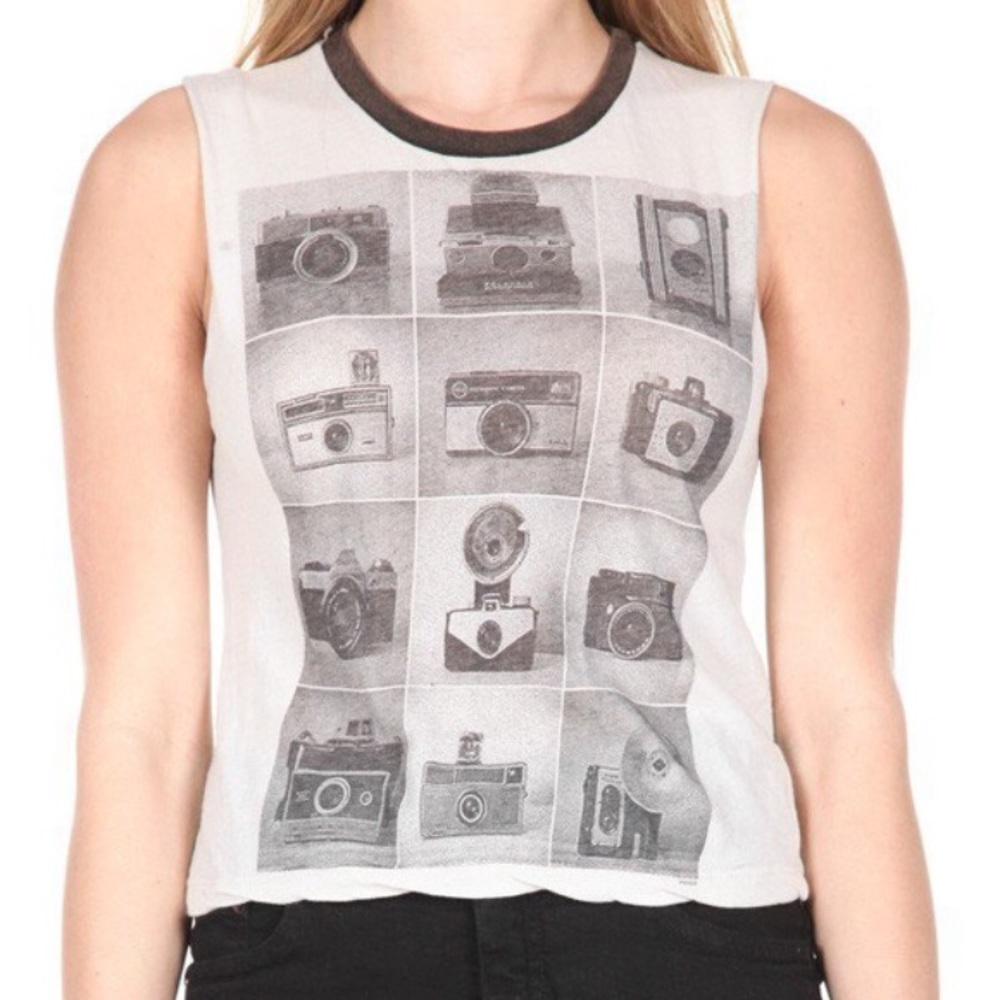 Brandy Melville muscle tee
